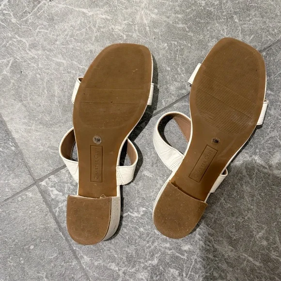 Snakeskin White Heel - Picture 2 of 2